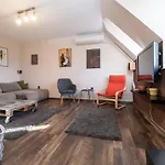 Penthouse Tepeto Apartment *